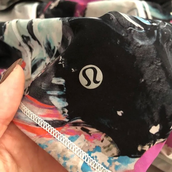 LULULEMON Scupt tank top - 4 - Picture 8 of 8